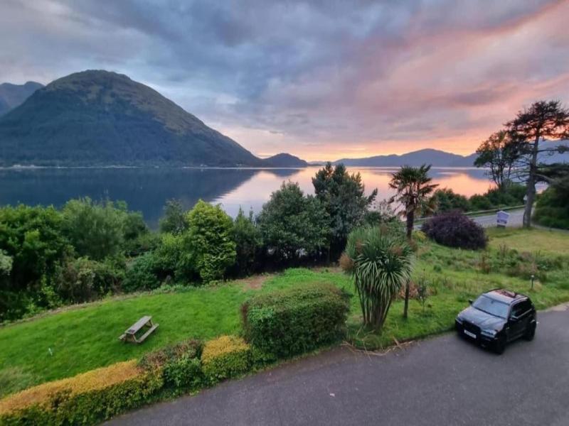 The Lodge On The Loch - Genel