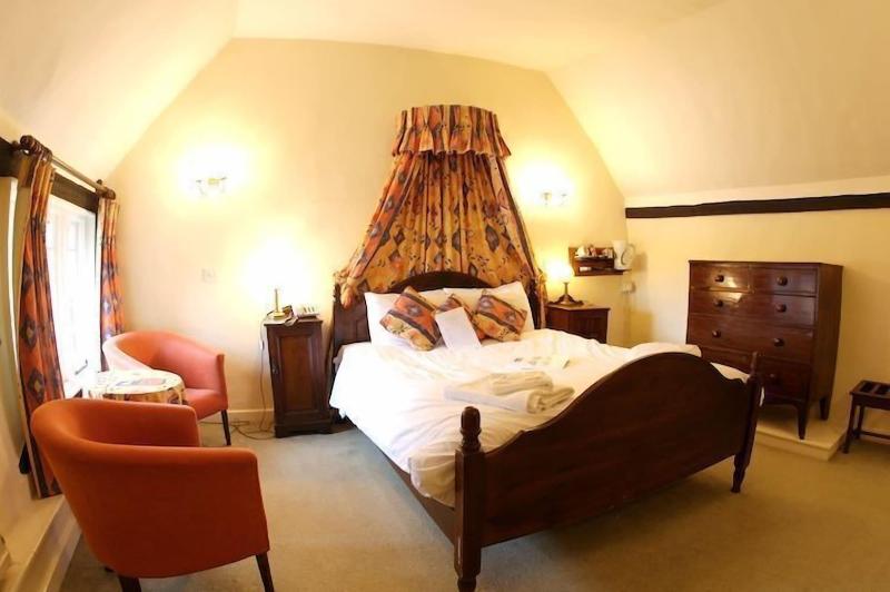 Relaxinnz George Hotel - Oda