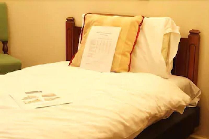 Relaxinnz George Hotel - Oda