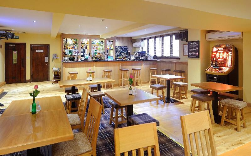 The Crown Hotel - Bar