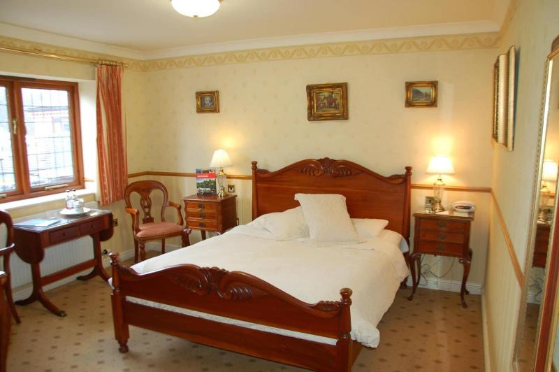 Albright Hussey Manor - Oda