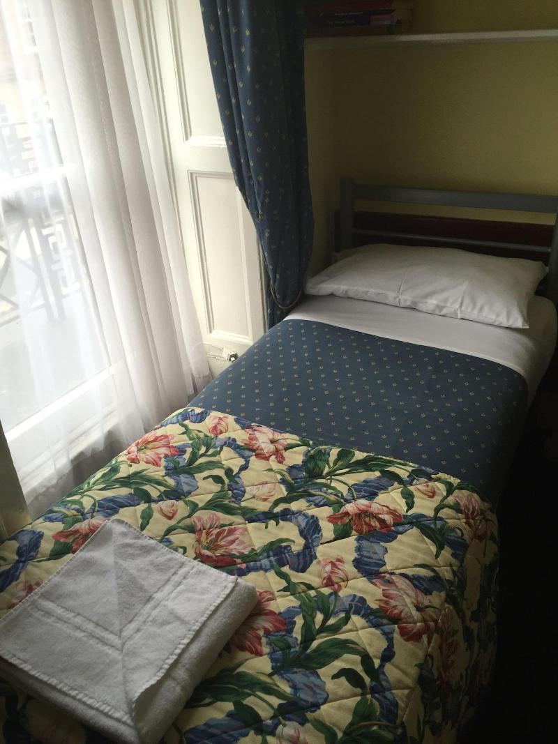Albany Hotel - Oda