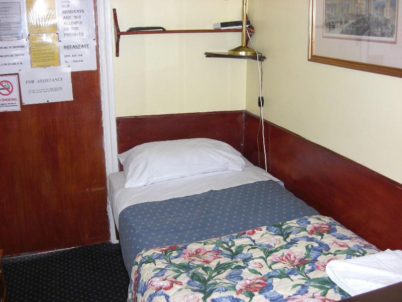 Albany Hotel - Oda