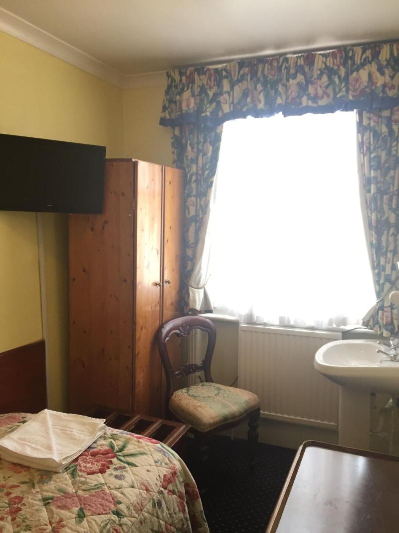 Albany Hotel - Oda