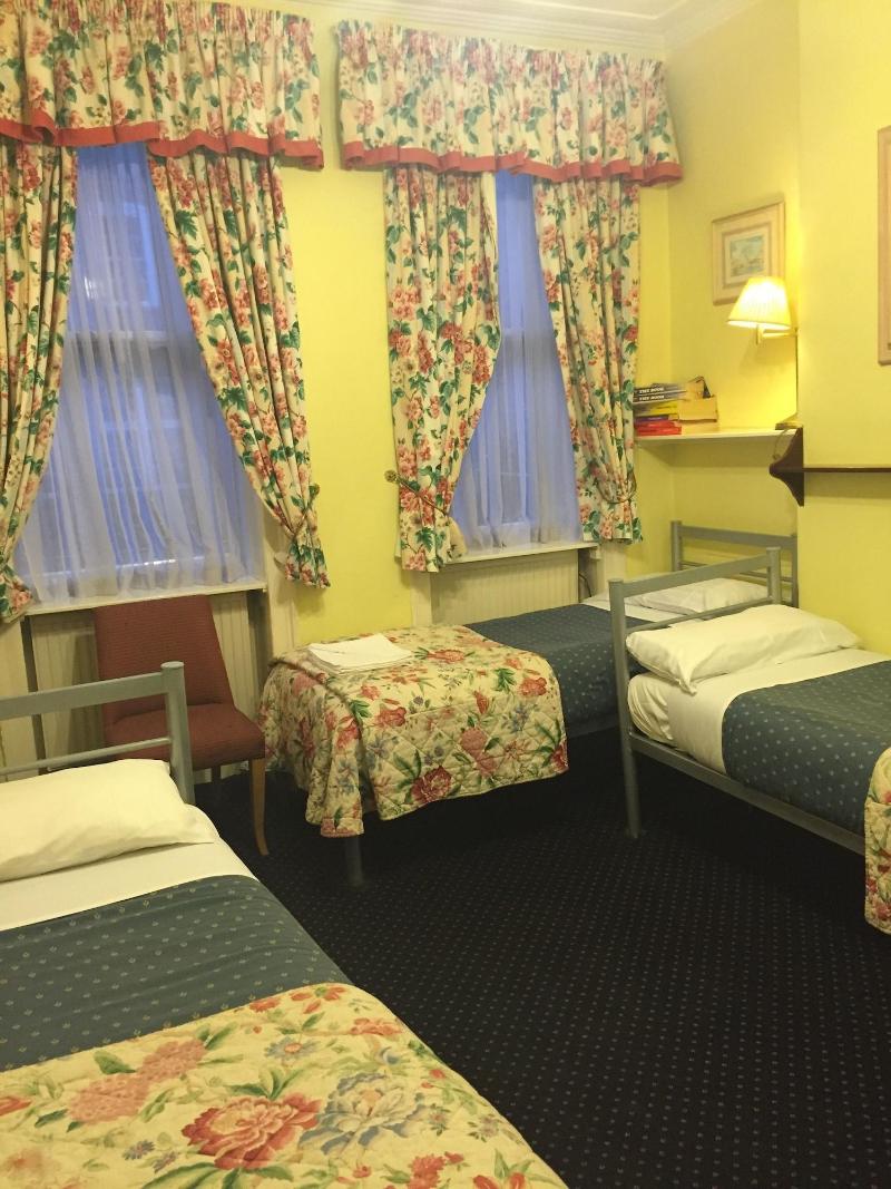 Albany Hotel - Oda