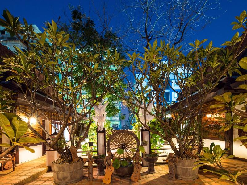 Yotaka Boutique Hotel Bangkok - Teras