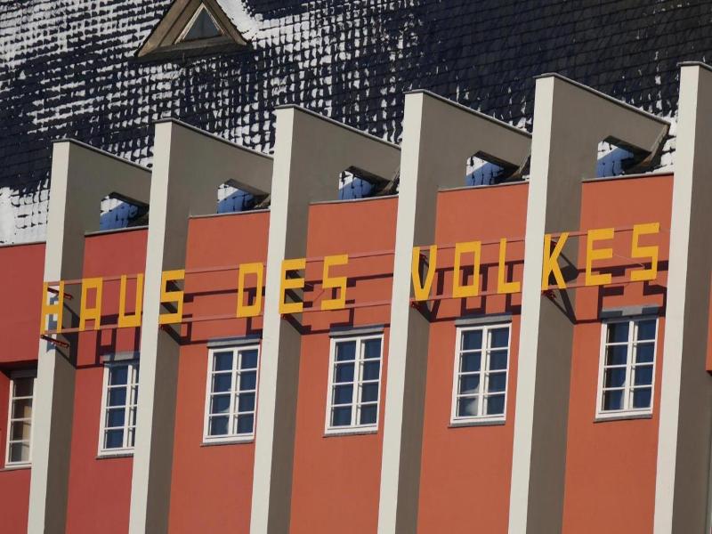 Haus des Volkes - Das Bauhaushotel - Genel