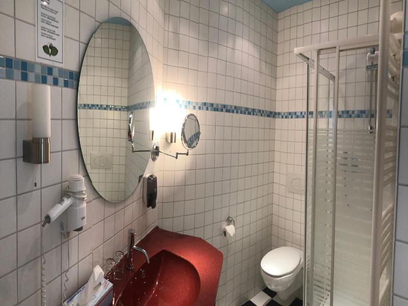 Haus des Volkes - Das Bauhaushotel - Genel