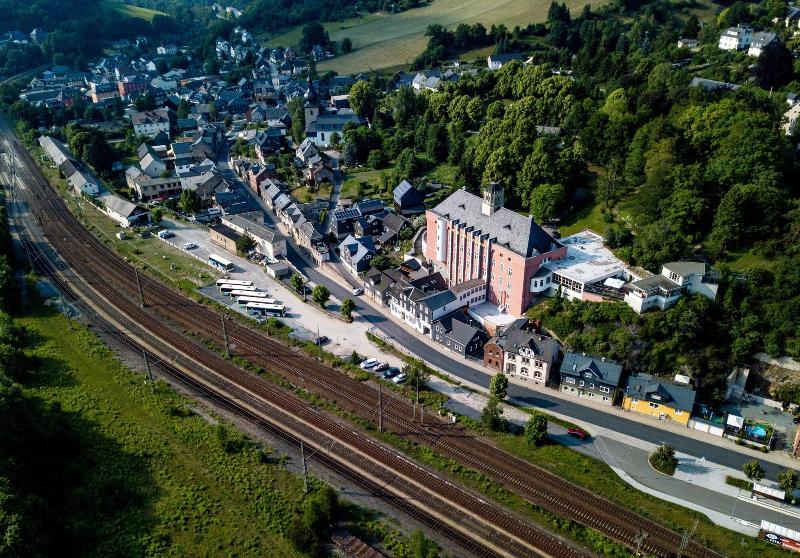 Haus des Volkes - Das Bauhaushotel - Genel