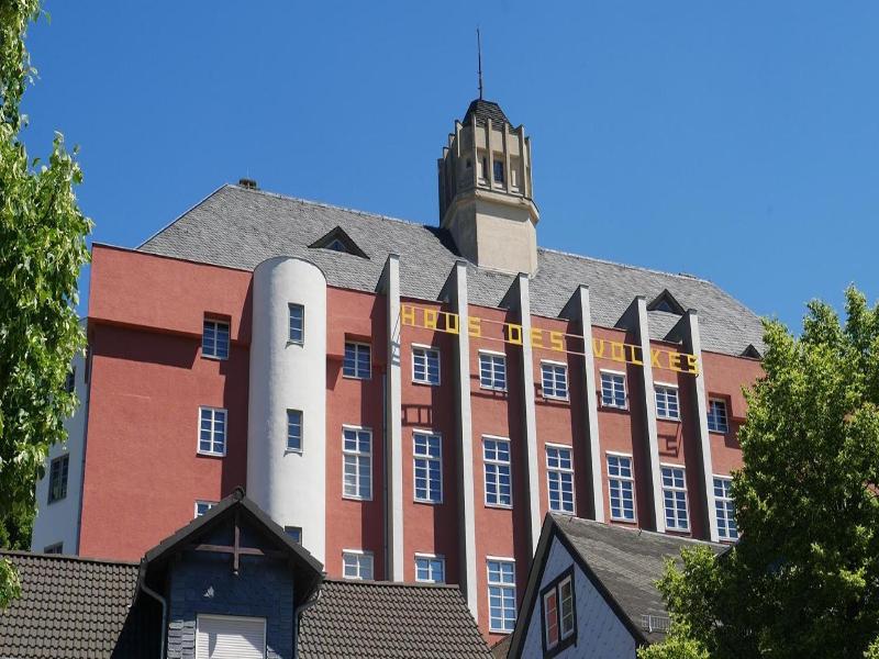 Haus des Volkes - Das Bauhaushotel - Genel