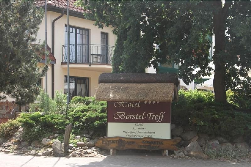 Kur- und Landhotel Borstel-Treff - Genel