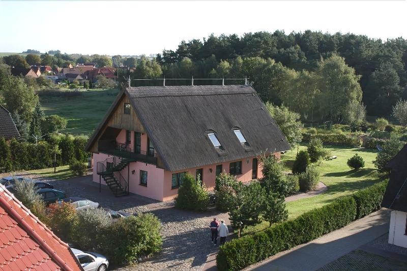 Kur- und Landhotel Borstel-Treff - Genel
