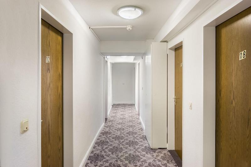 Signature Hotel Astoria Hamburg - Lobi