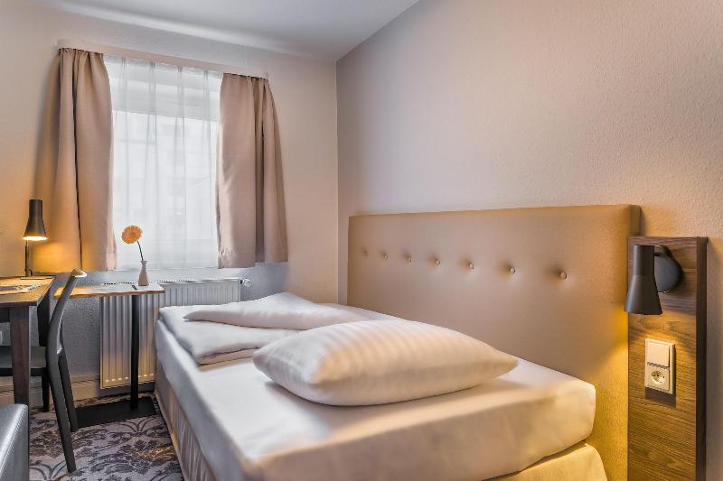 Signature Hotel Astoria Hamburg - Oda