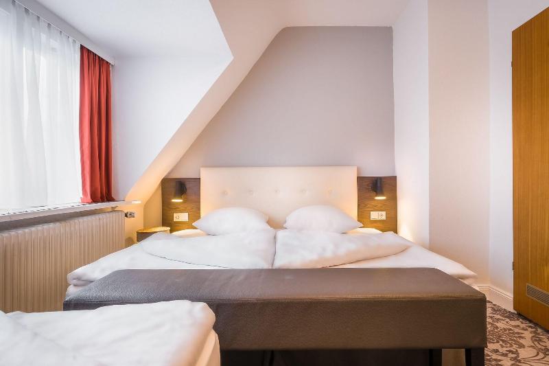 Signature Hotel Astoria Hamburg - Oda