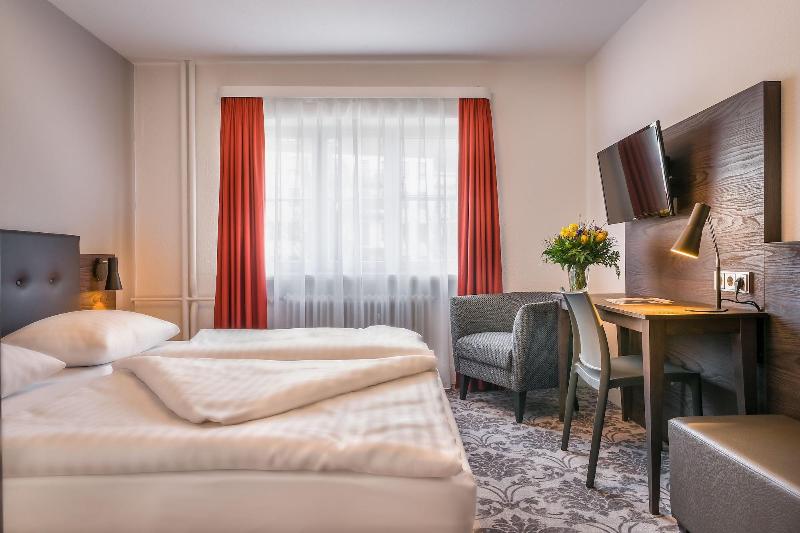 Signature Hotel Astoria Hamburg - Oda
