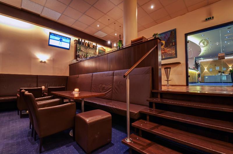 City Hotel Fortuna - Lobi