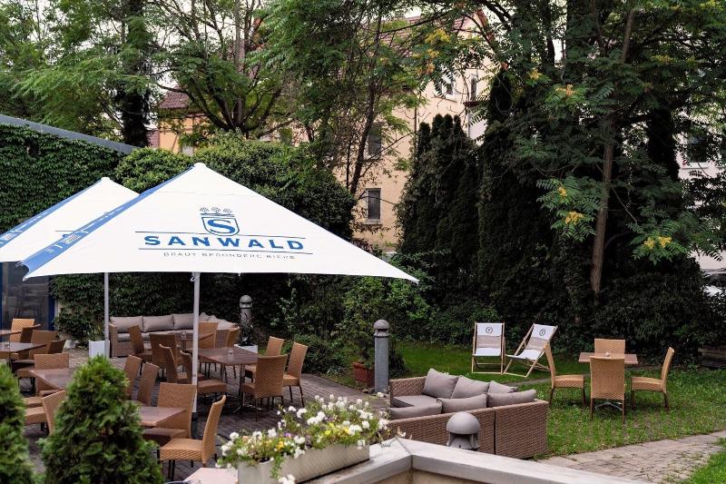 City Hotel Fortuna - Teras