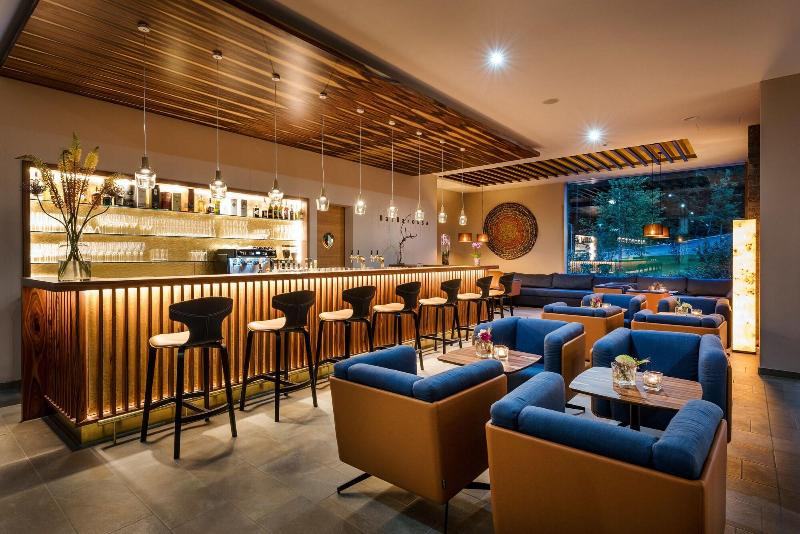 Klosterhof - Alpine Hideaway & Spa - Bar