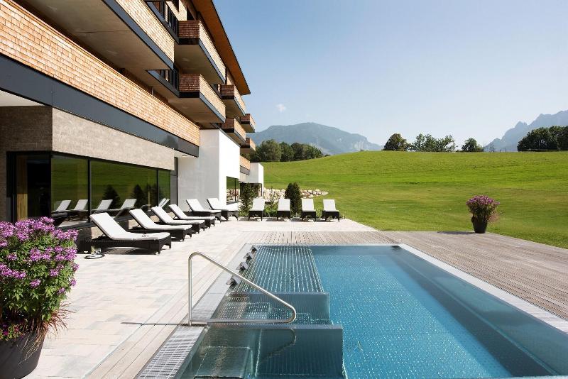 Klosterhof - Alpine Hideaway & Spa - Havuz
