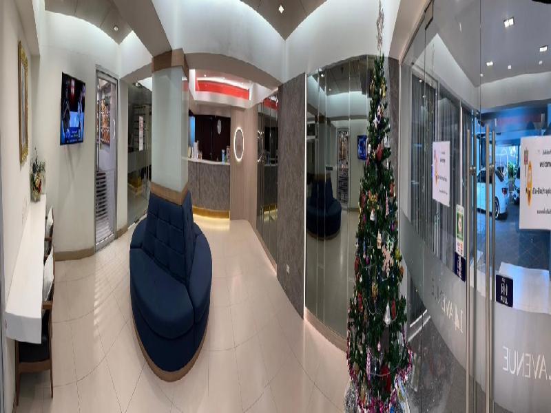 14 Avenue - Lobi