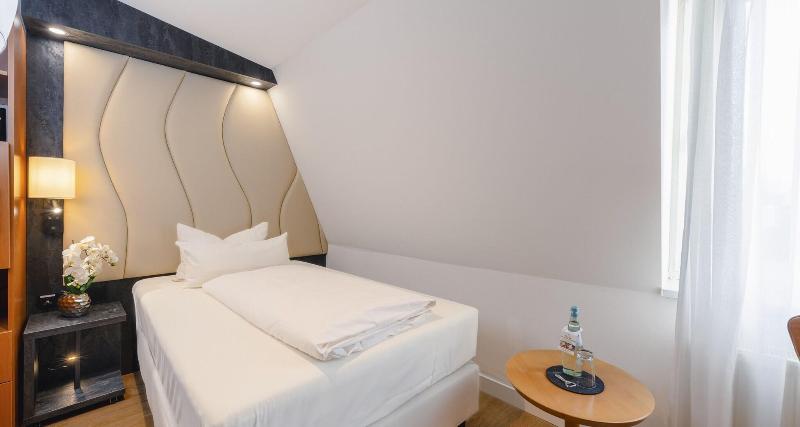 PLAZA INN Köln Pulheim - Oda