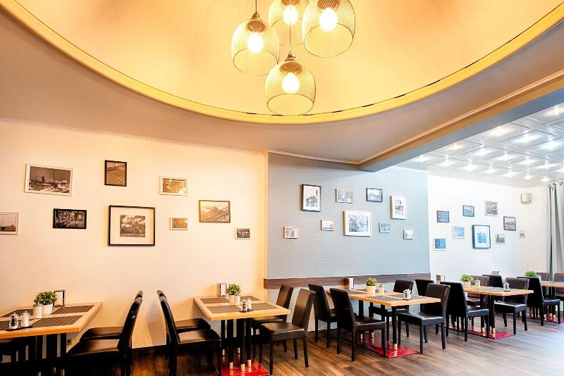 Home Hotel - Restoran
