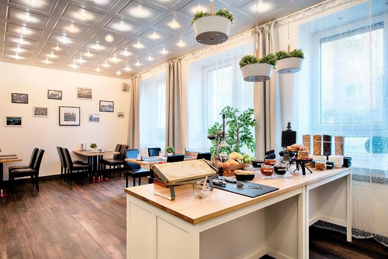 Home Hotel - Restoran