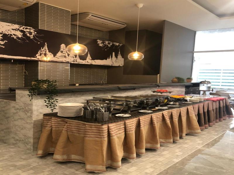 Ayothaya Hotel - Restoran