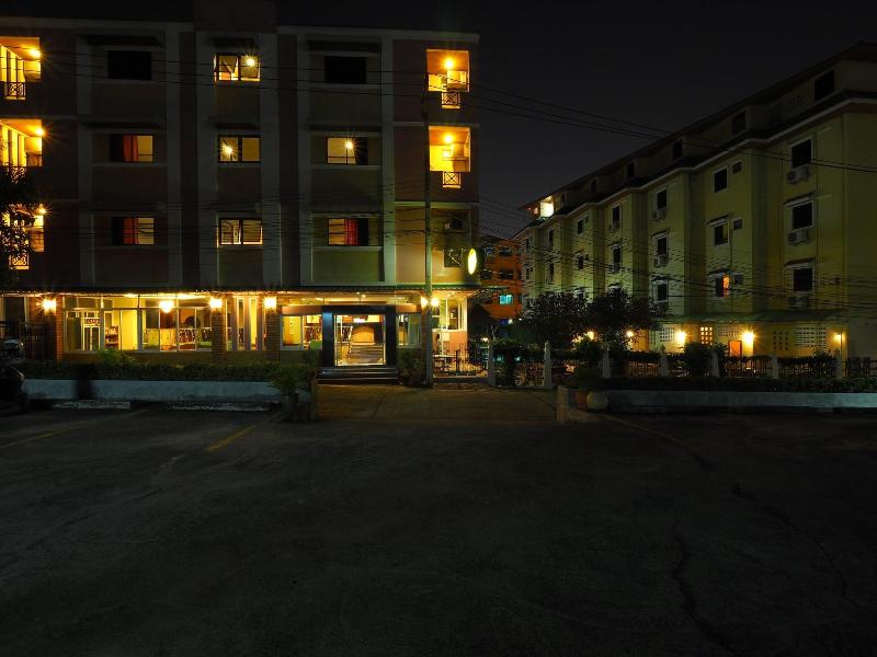 Golden Villa - Genel