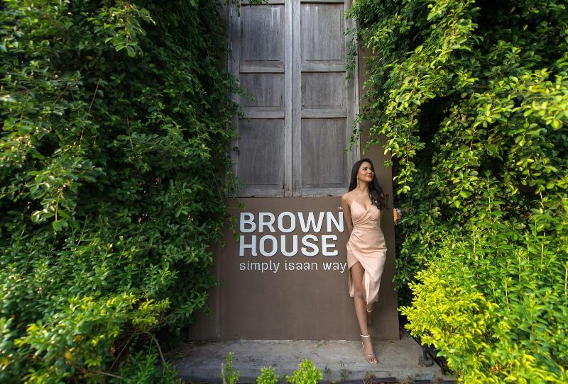 Brown House Hotel - Genel