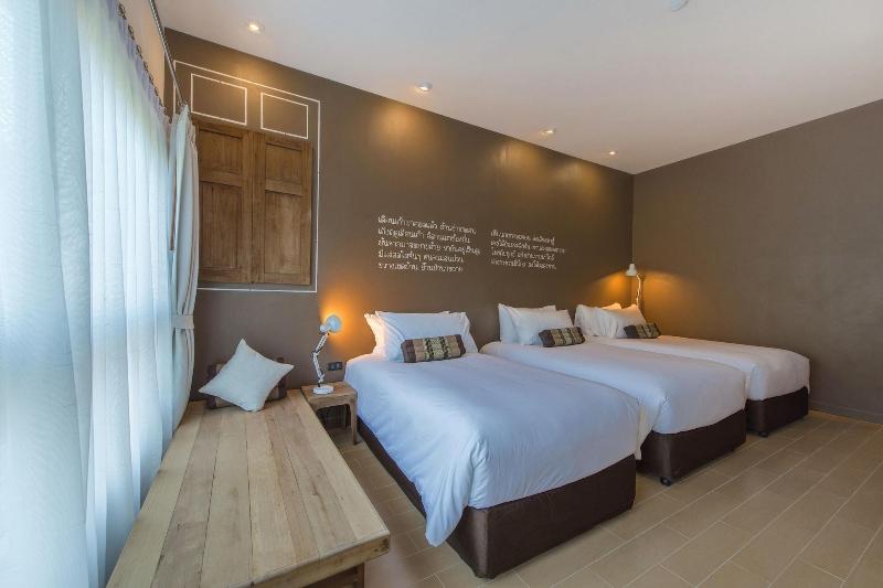 Brown House Hotel - Oda