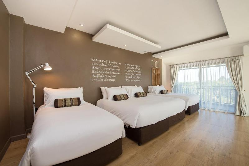 Brown House Hotel - Oda