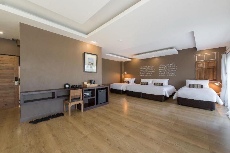Brown House Hotel - Oda