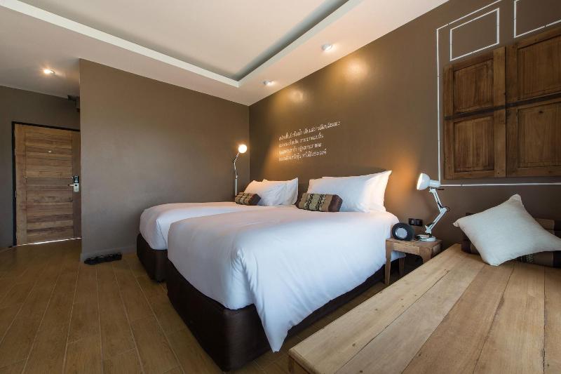 Brown House Hotel - Oda
