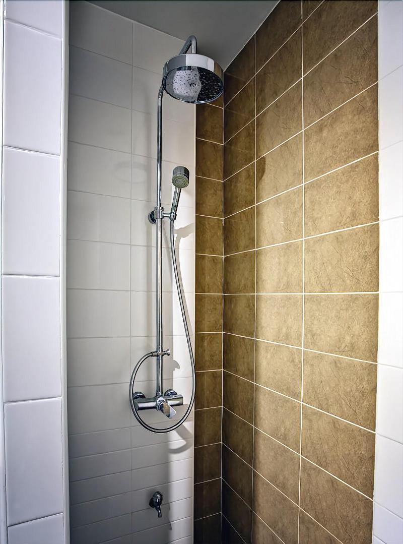 Misone Hotel - Oda