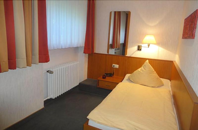 Hotel Waldcafé Jäger - Oda