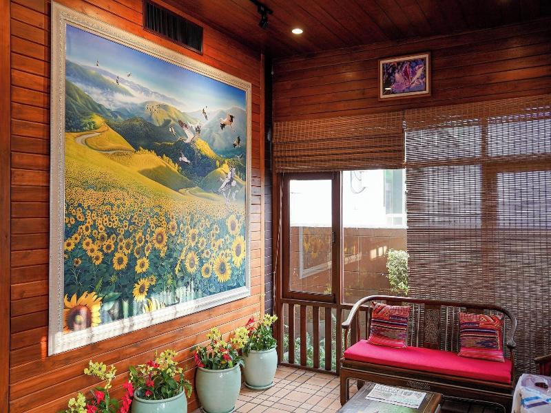 Pukha Nanfa Hotel - Lobi