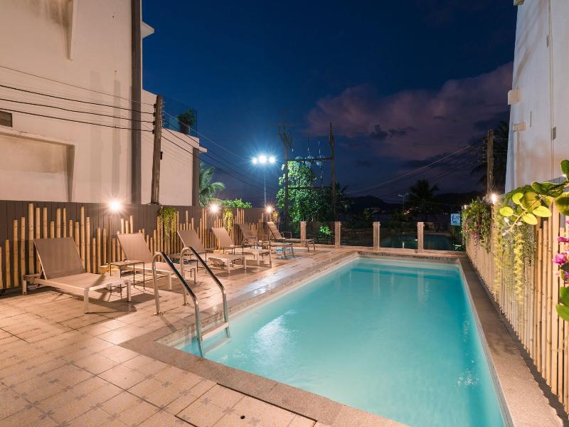 Destinaation Patong Boutique By The Sea - Havuz
