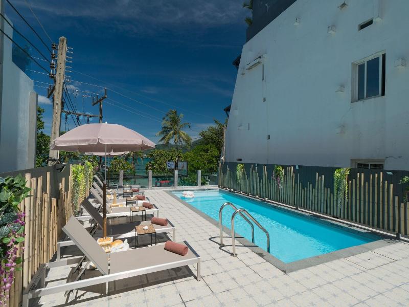 Destinaation Patong Boutique By The Sea - Teras