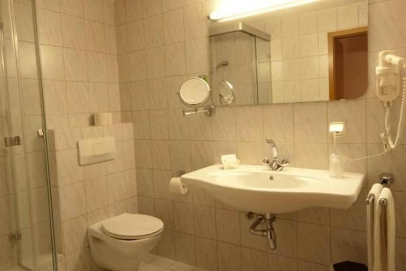 Hotel Goldinger - Oda