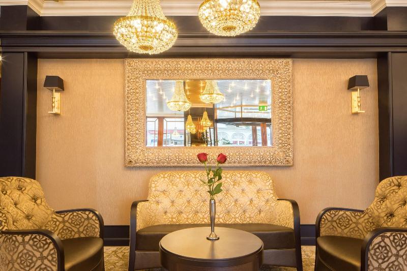 Hotel Marburger Hof - Lobi