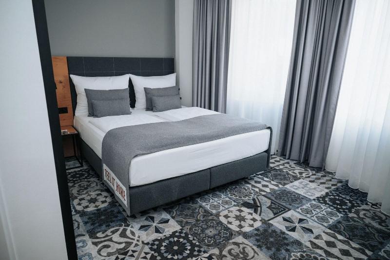 Mosel Stay Hotel Trier - Oda