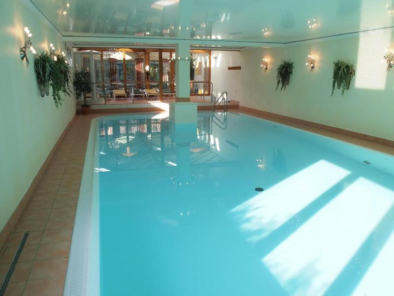 Parkhotel Zum Stern - Havuz