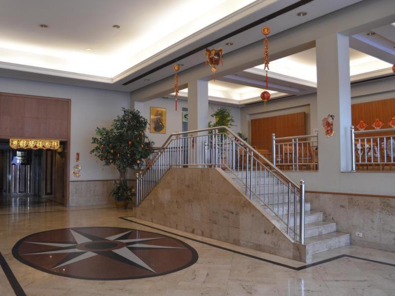 Grand Plaza Hotel Hat Yai - Lobi