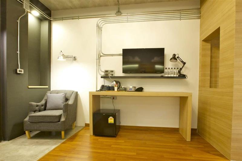 The Plug Hotel - Oda