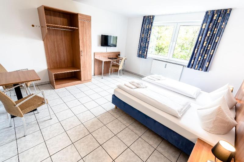 Hotel Fresh Inn - Oda