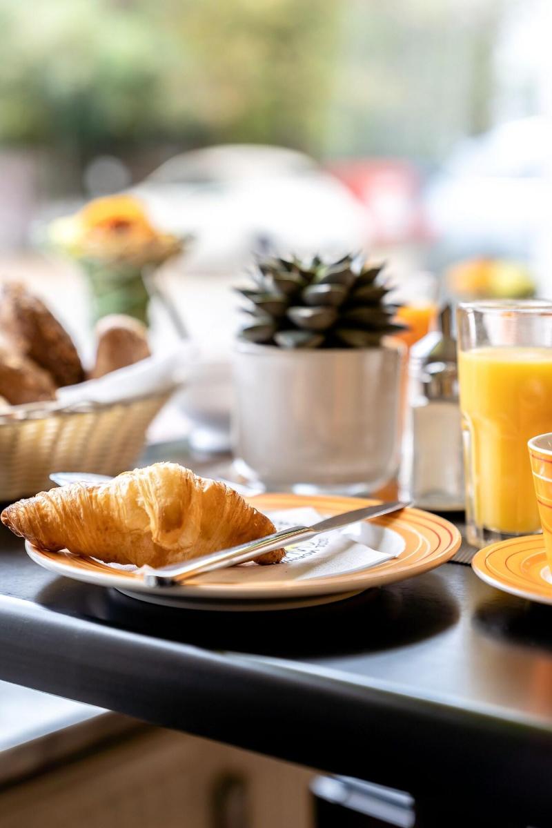 Hotel Fresh Inn - Restoran