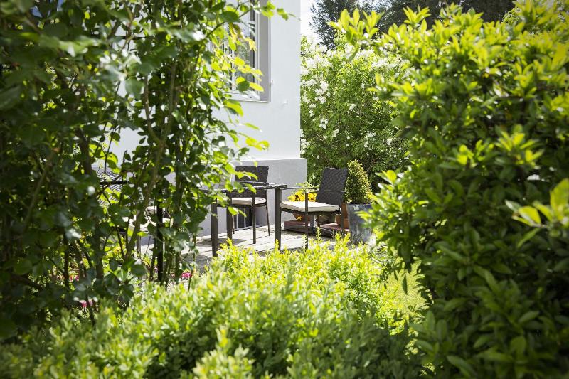 Villa Siegfried - Genel
