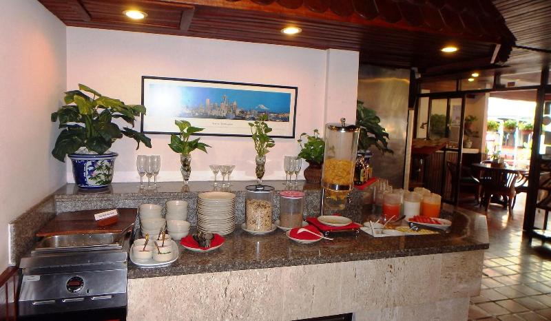 Karon Café Inn - Restoran